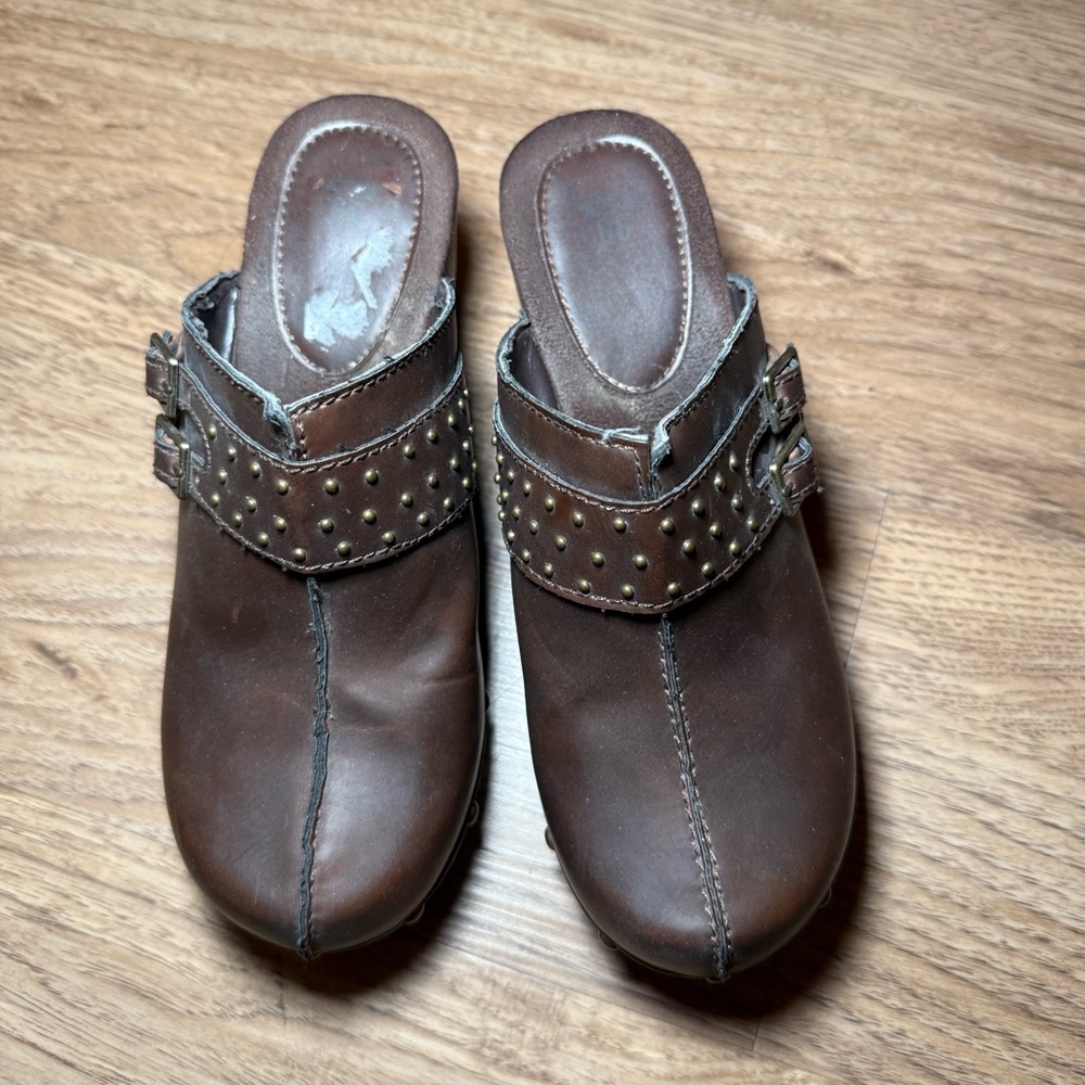 Route 66 Dark Brown Studded Mules